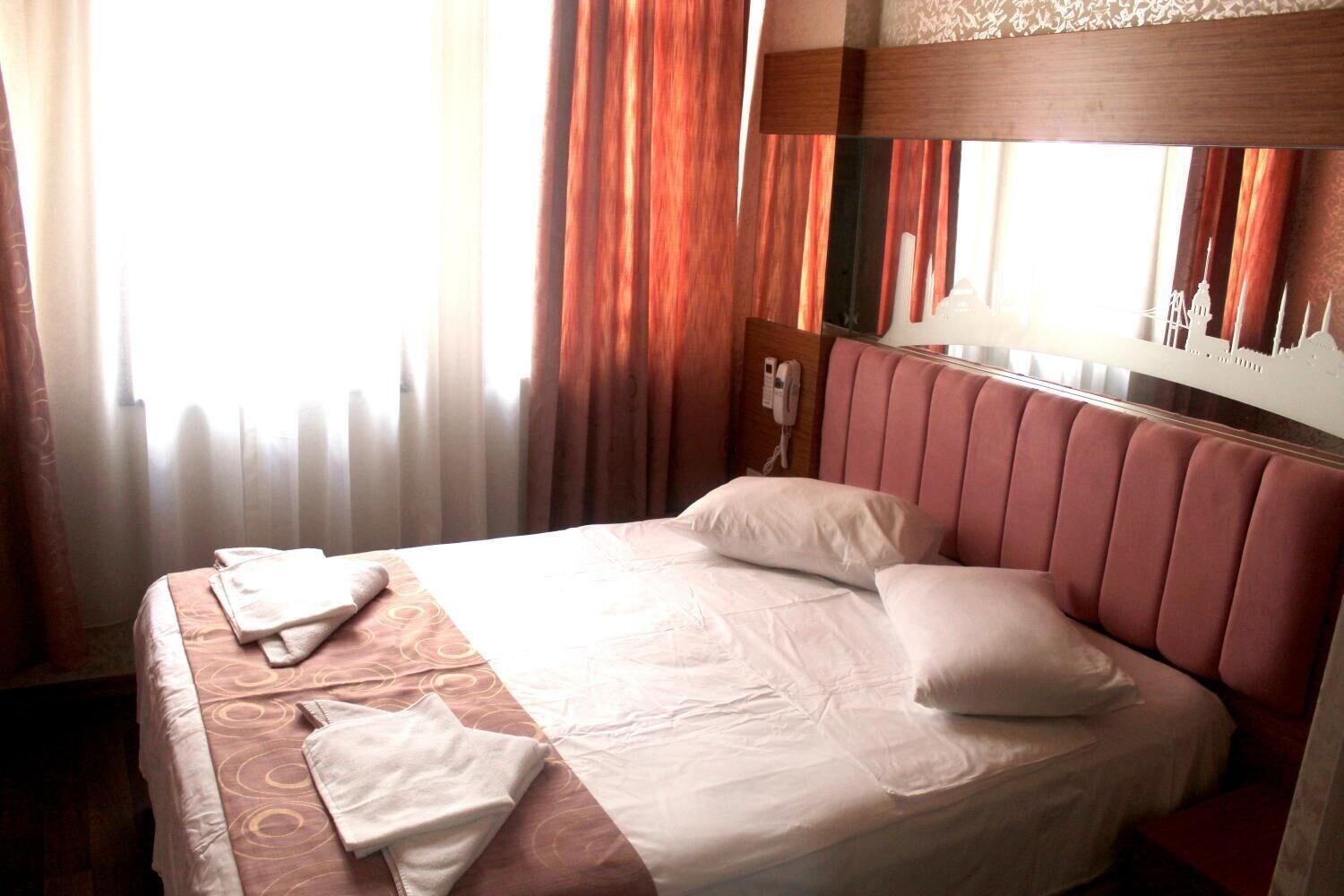 Hotel Megaron Istanbul Bagian luar foto