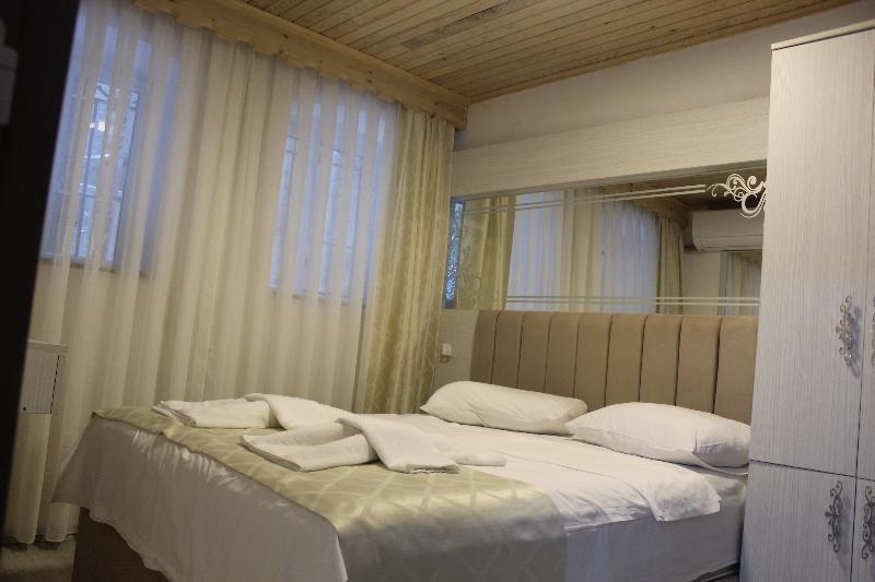 Hotel Megaron Istanbul Bagian luar foto